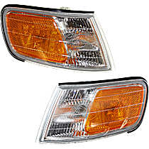 Driver and Passenger Side Halogen Corner Light, With bulb(s)