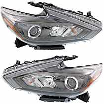 Driver and Passenger Side Halogen Headlight, With bulb(s), For Models Without Daytime Running Light, OE Replacement