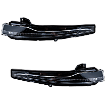 Driver and Passenger Side Mirror Turn Signal Light