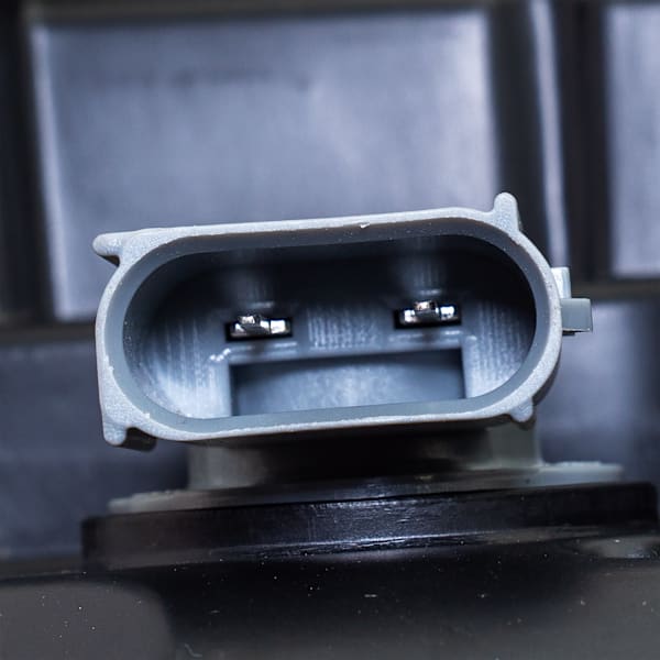 Replacement Passenger Side Headlight, with Bulb, HID/Xenon, with HID