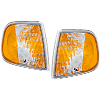 Driver and Passenger Side Halogen Corner Light, Without bulb(s)