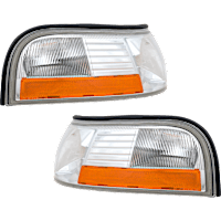 Driver and Passenger Side Halogen Corner Light, Without bulb(s)