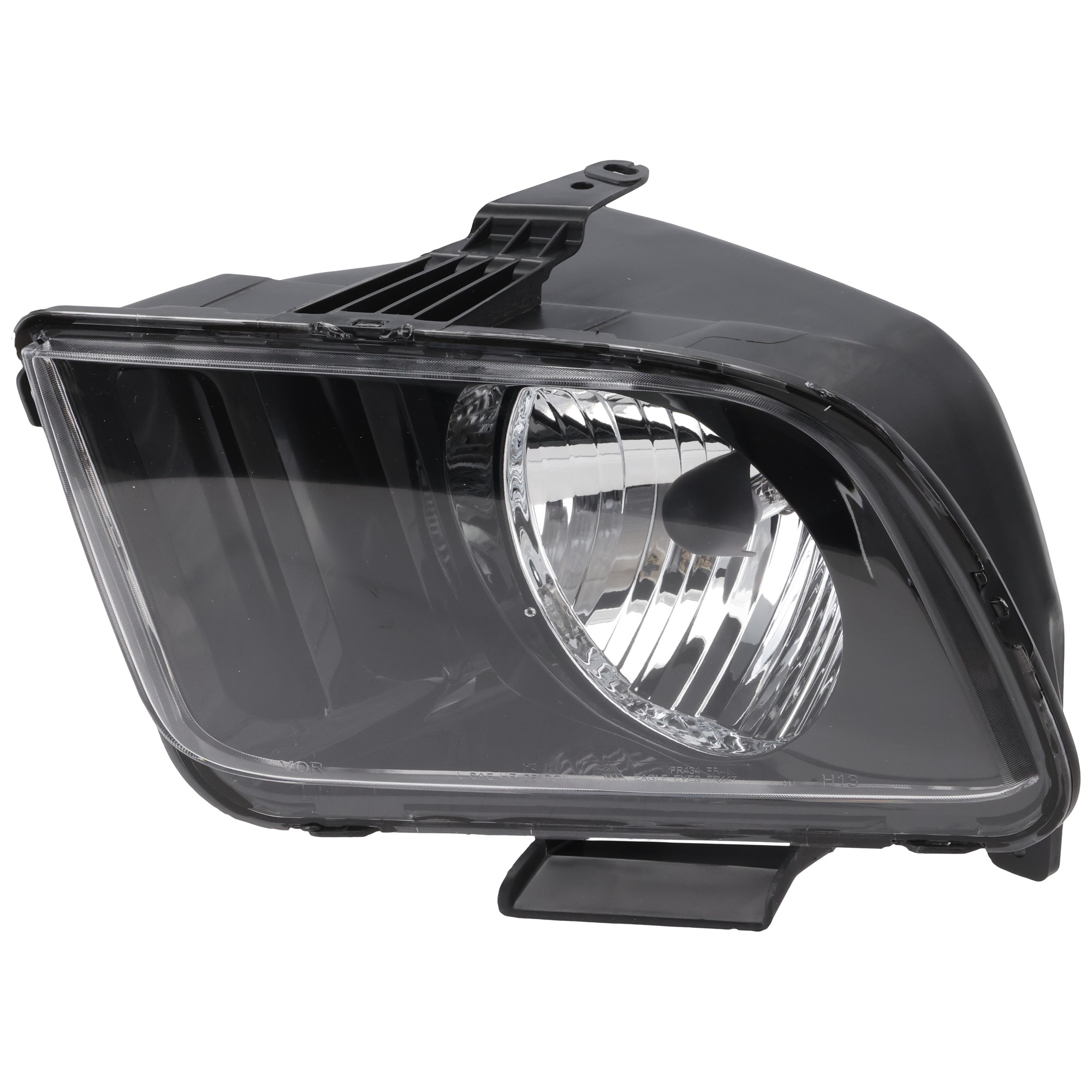 Replacement® 2005 Ford Mustang GT 8 Cyl 4.6L - Driver Side Halogen Headlight, With bulb(s), OE Replacement F100122