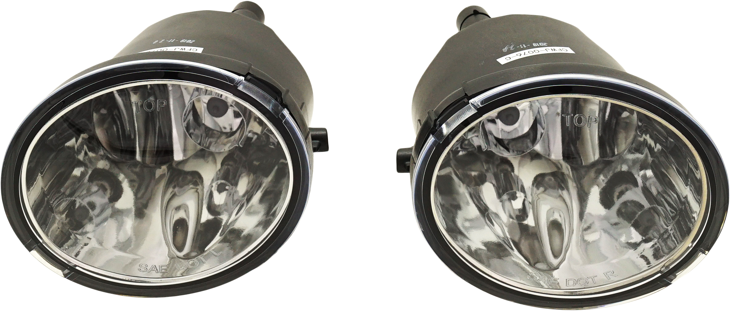Replacement® 2003 Toyota Sequoia SR5 8 Cyl 4.7L - Front, Driver and Passenger Side Halogen Fog Light, With bulb(s), OE Replacement RT100800003