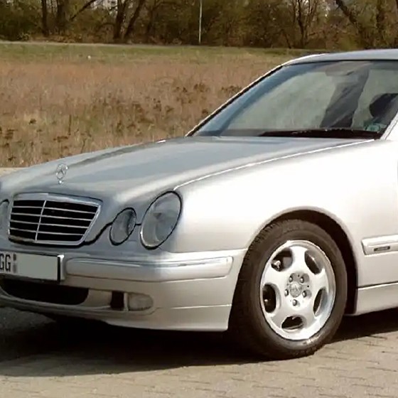 Mercedes-Benz E-Class (W210)