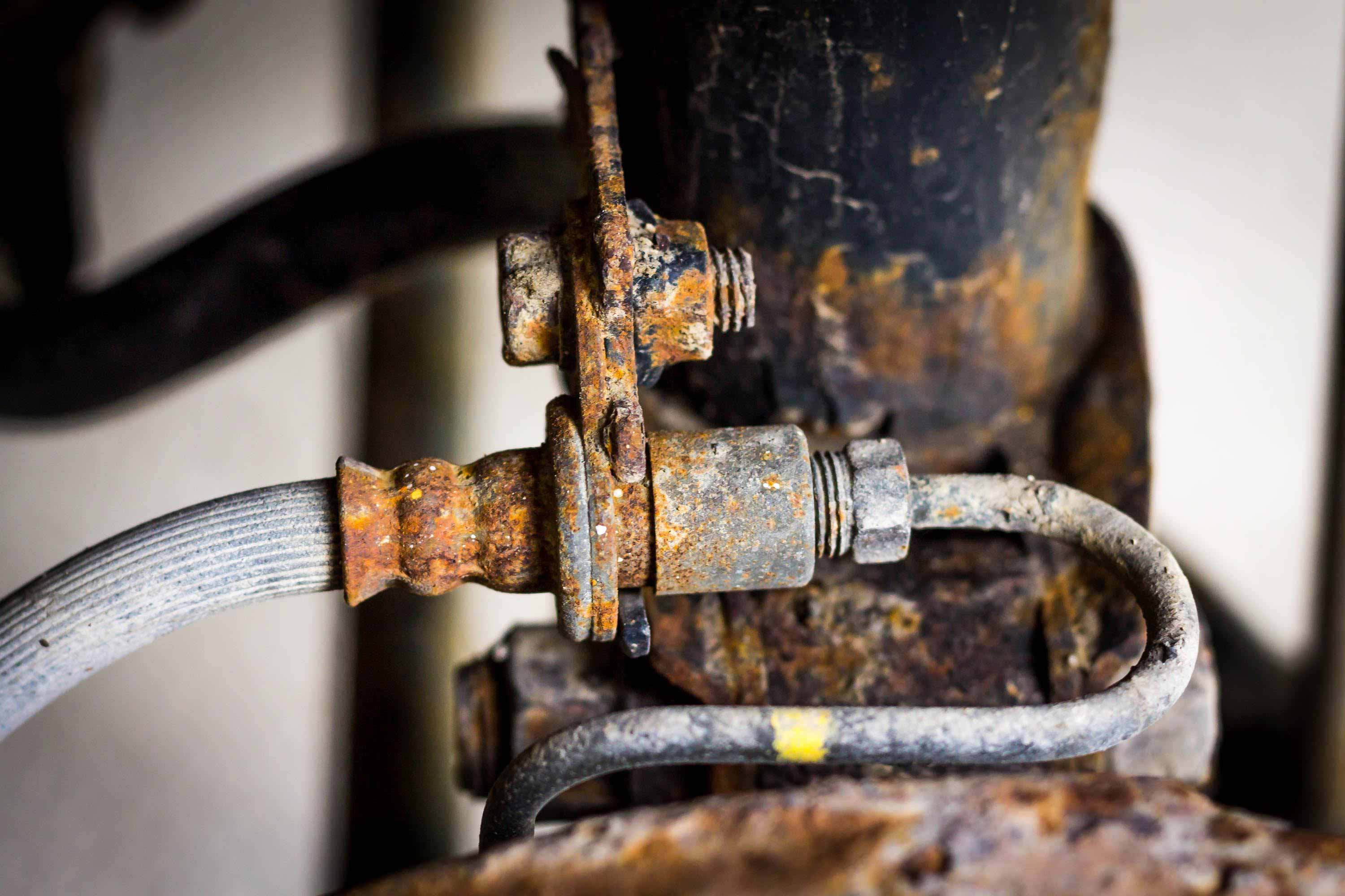 rusty brake lines