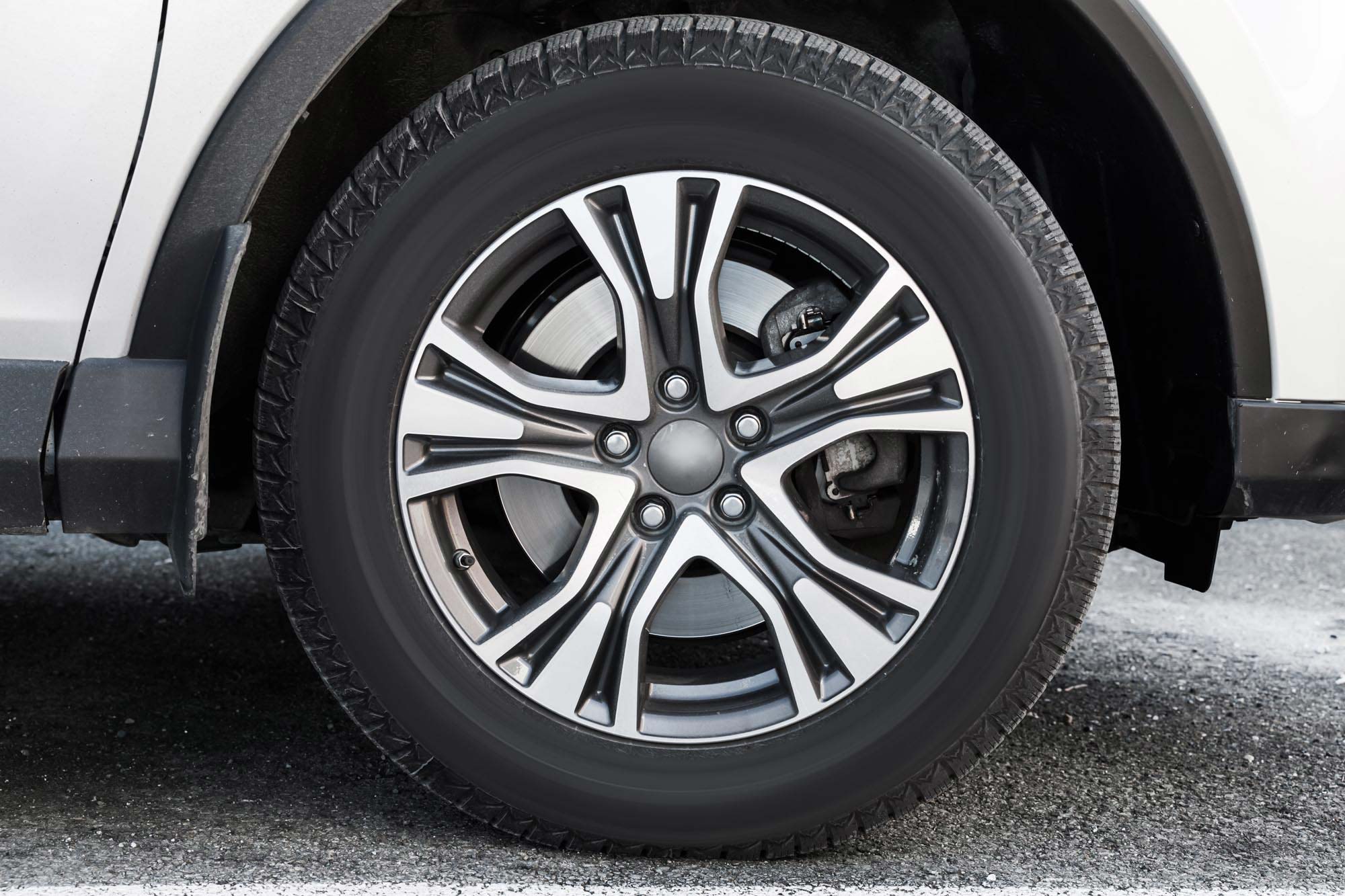vehicle pulls to one side while braking