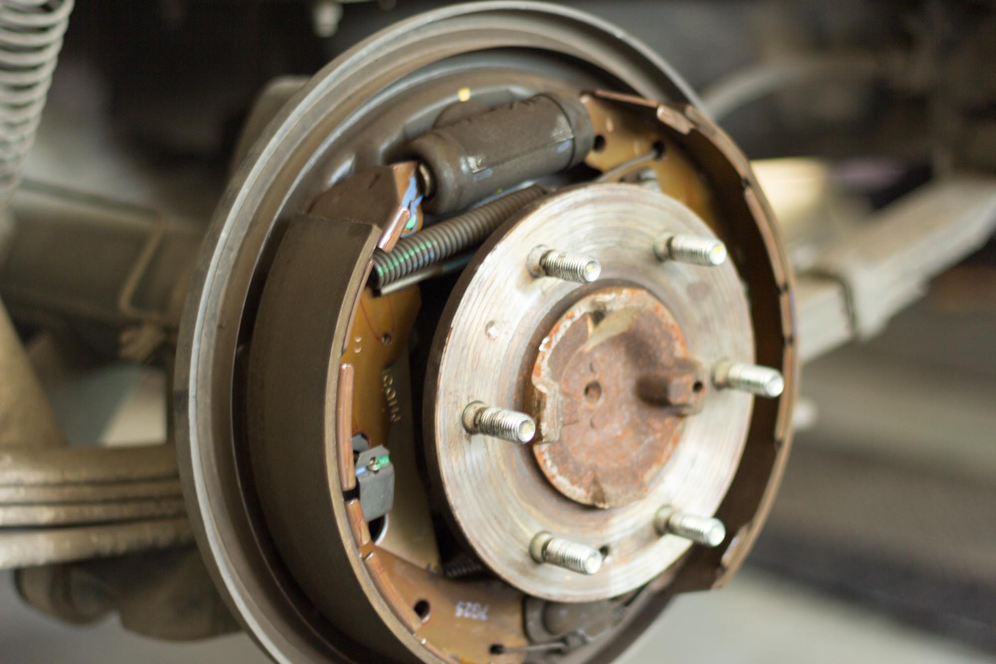 Guide to Brake Maintenance: Replacement Costs and Warning Signs